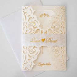 bi-fold-white-02
